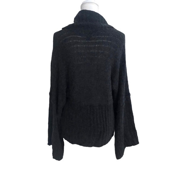 Calvin Klein Charcoal Gray Wide Sleeve Cowl Neck Angora Wool Sweater Size L - Picture 3 of 12